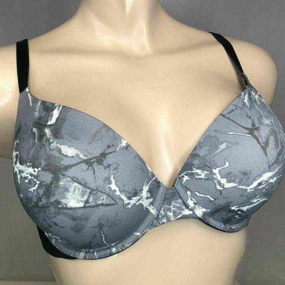 Victoria's Secret by Pink Padded Underwire Push - Picture 2 of 6